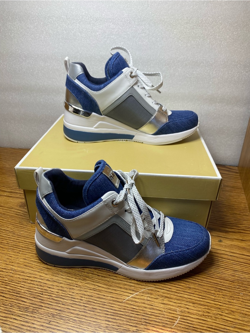 Michael Kors Georgie Trainer MK Denim Leather Canvas Sneakers Womens Size 7M New